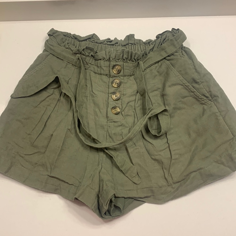 American Eagle Paper Bag Shorts